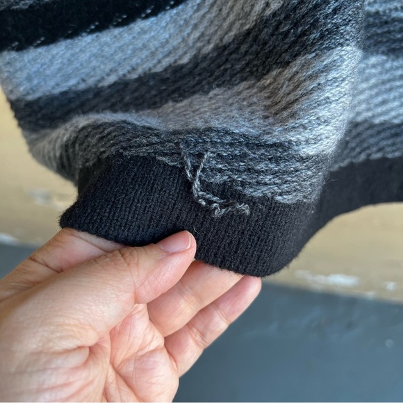 J. Jill Wool Blend Poncho Sweater Grey + Black Women Size OS - Picture 4 of 6